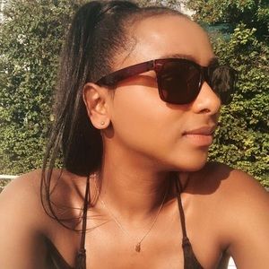 Meet your Posher, Elsa